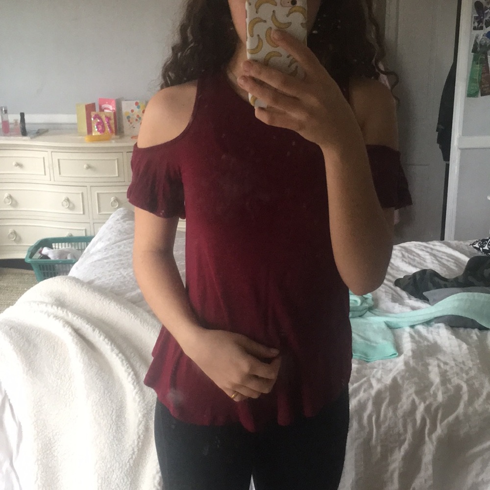cold shoulder maroon shirt